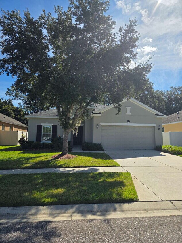 Foto principal - Very nice house in Ashton Oaks for rent