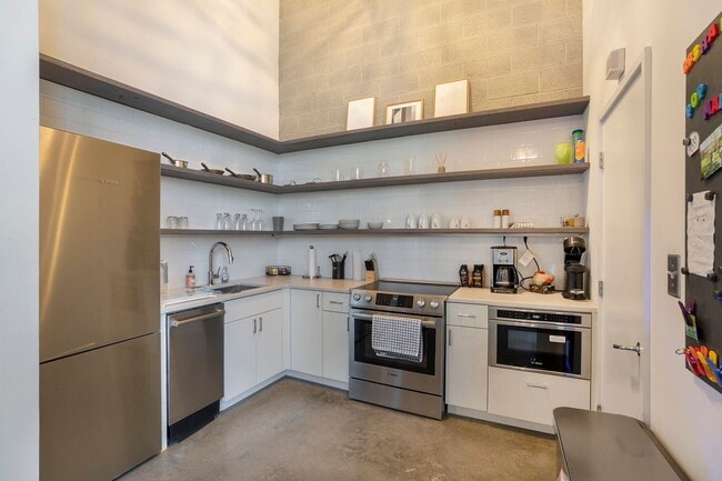 Photo - 3 Bedroom, 1 Bath Live/Work Industrial Loft