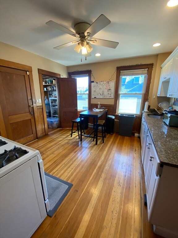 Foto del edificio - 33 Iroquois St