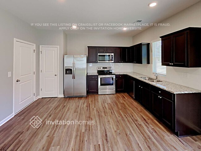 Foto del edificio - 115 Siena Dr