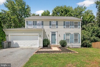 Building Photo - 6602 Squireman Ct