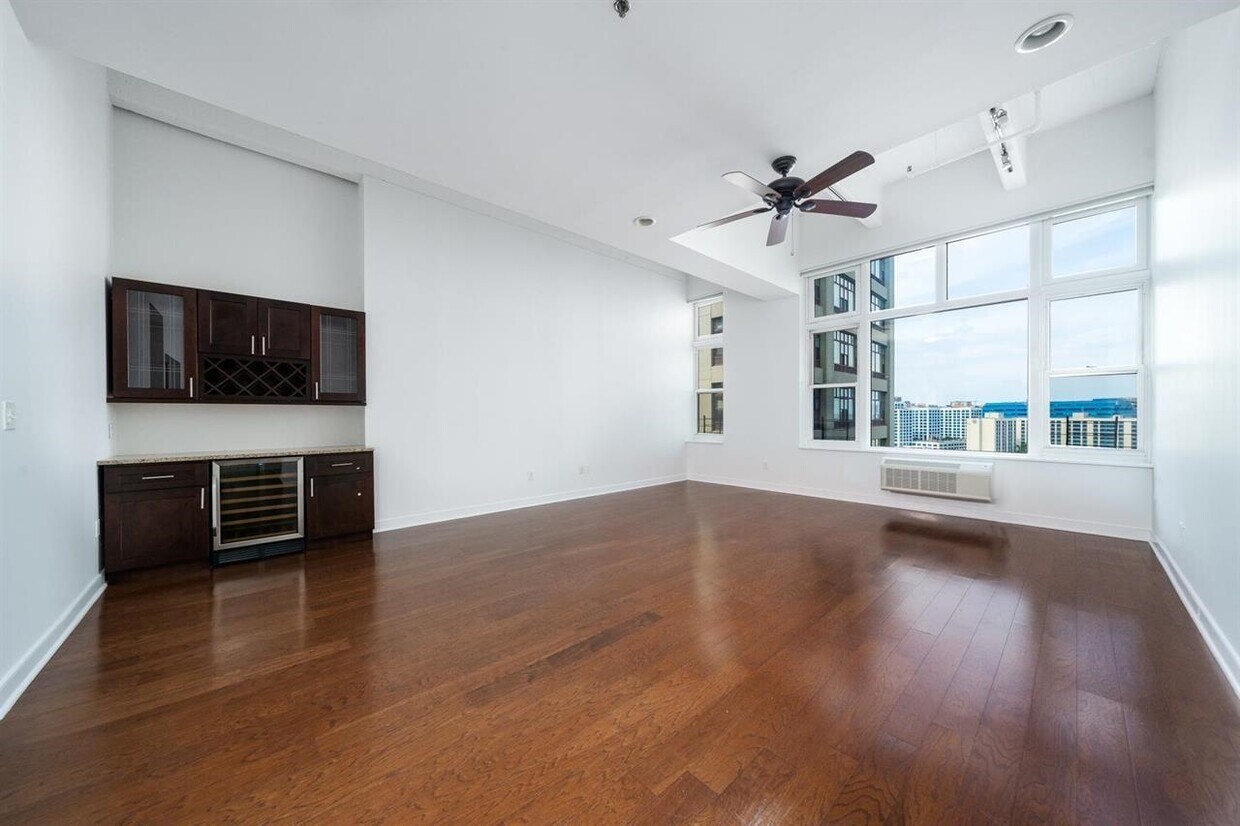 Foto principal - 1500 HUDSON St