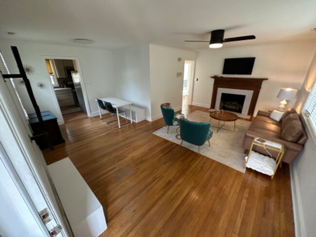 Foto del edificio - 2440 Craig Rd