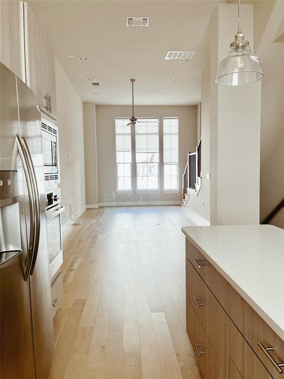 Foto del edificio - 1411 Town Creek Dr