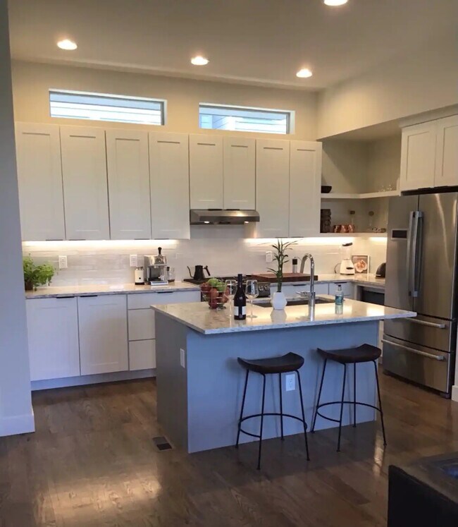 Kitchen - 2345 Decatur St