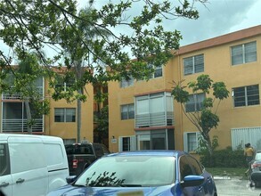 Building Photo - 4394 NW 9th Ave