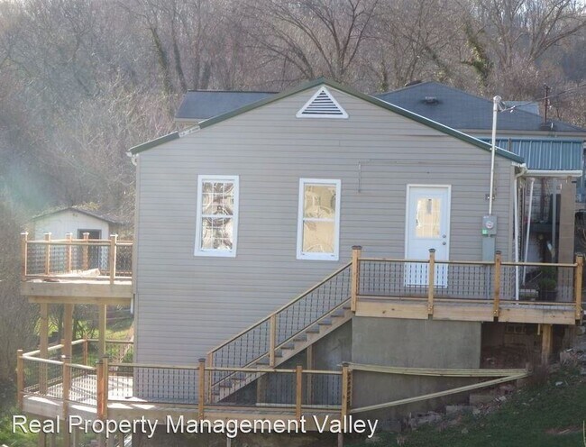 Foto del edificio - 3 br, 2 bath House - 117 Oak Street