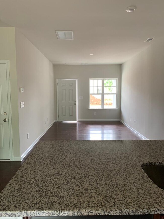 Building Photo - 7127 Jane Parks Way