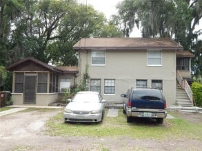 Building Photo - 716 Palmway St