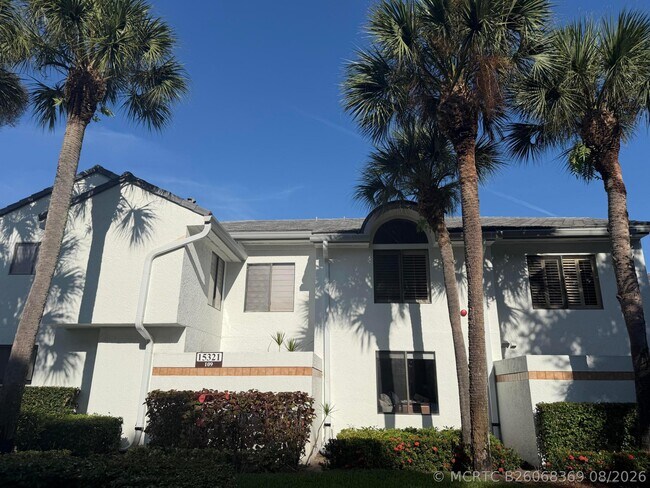 Foto del edificio - 15321 Strathearn Dr