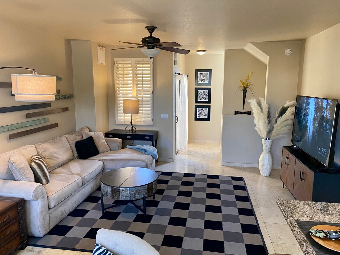 2402 E 5th St Unit 1614, Tempe, AZ 85281 Condo for Rent in Tempe, AZ