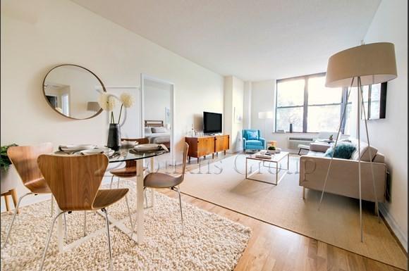 Foto principal - 3 bedroom in NEW YORK NY 10006