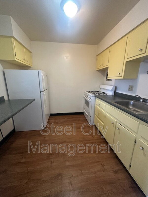 Building Photo - 502 Bayne St