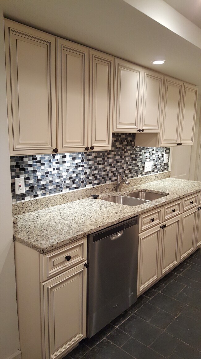 Foto del edificio - 3340 Prospect St NW