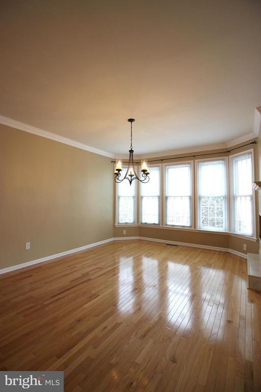 Foto del edificio - 10470 Courtney Dr