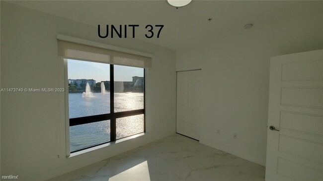 Foto del edificio - 3 br, 2 bath House - 4636 NW 84th Ave Apt 37