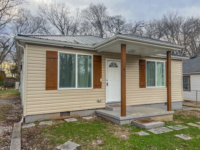 Foto del edificio - Move-In Special Available! Cozy 3-Bedroom,...