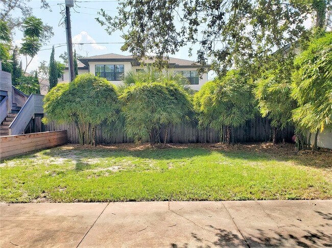 Foto del edificio - 707 S Lois Ave