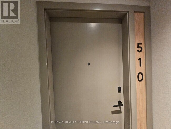 Photo du bâtiment - 750 Whitlock Ave