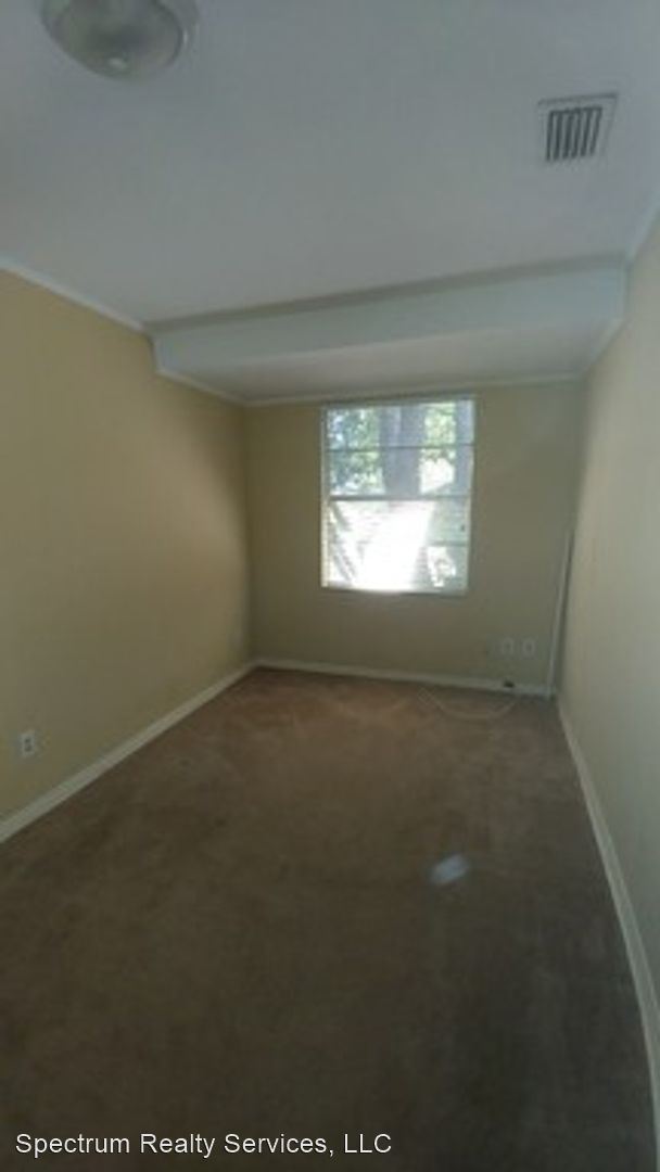 Building Photo - 2 br, 1 bath House - 1529 Pershing Road