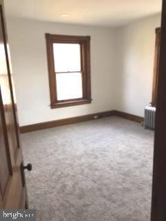 Foto principal - 317 E Lancaster Ave