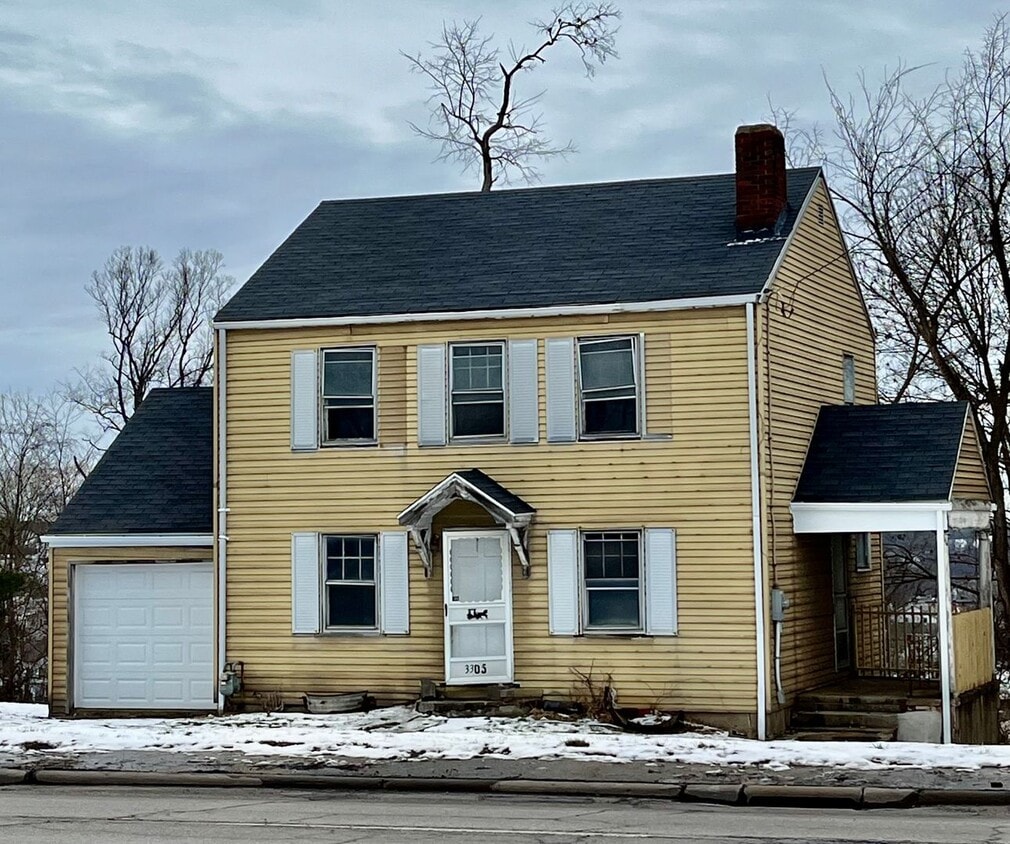 3305 Sunset Blvd, Steubenville, OH 43952 House Rental in Steubenville