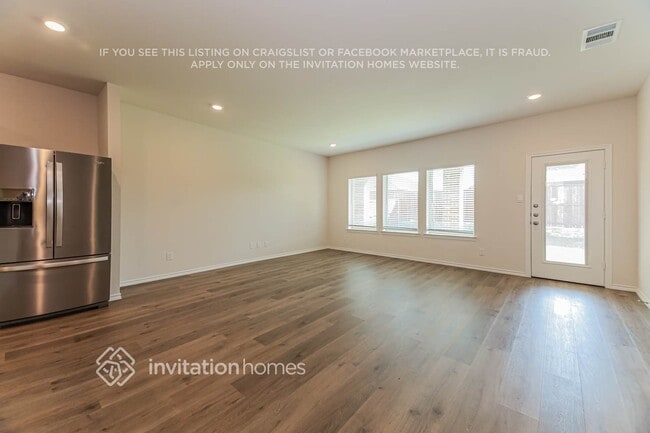 Foto del edificio - 3913 Jasper Ln