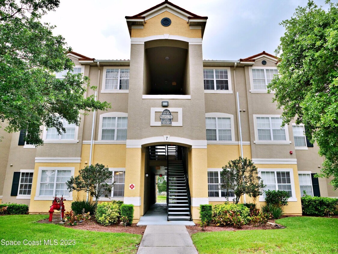 Foto principal - 1776 Sophias Dr