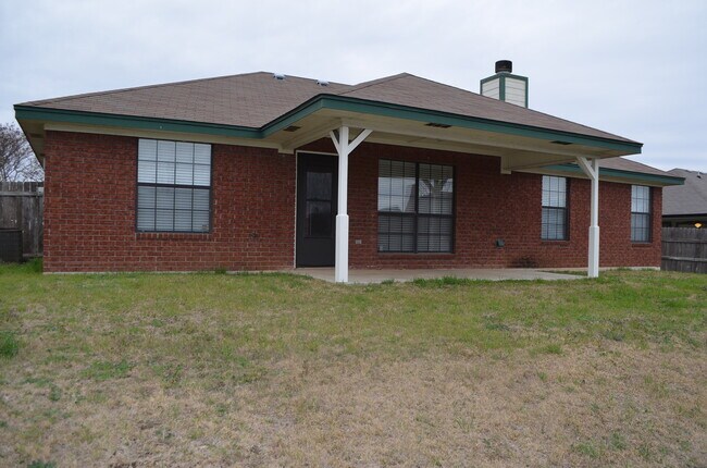Foto del edificio - 3BD/2BA House in Killeen close to Ft. Hood!