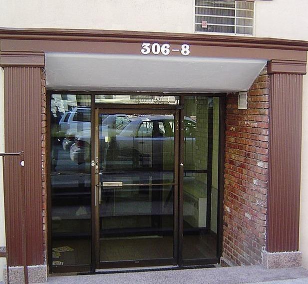 Foto del edificio - 306 E 91st St