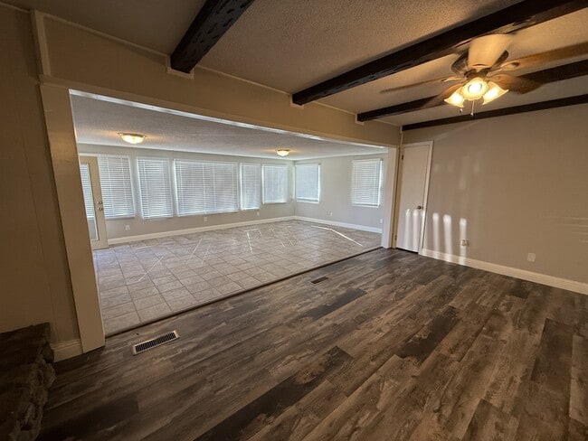 Foto del edificio - 210 Worthey Trail