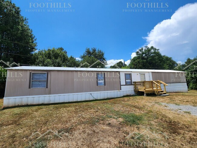 Foto del edificio - 3 Bedroom, 2 Bath Home Near Portman Marina...