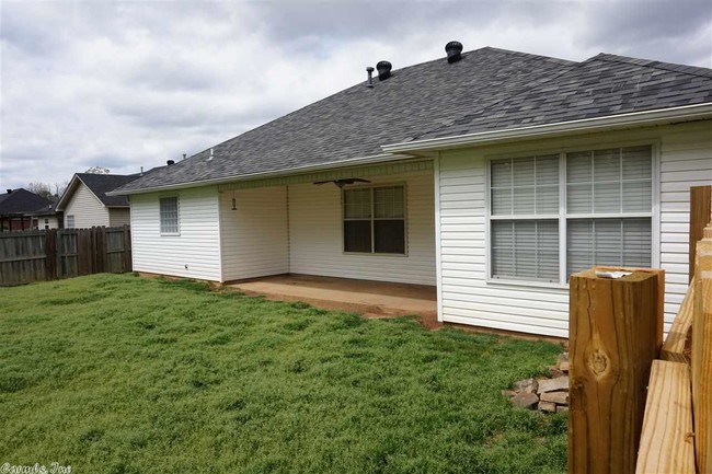 Building Photo - 2319 Waterford Cir