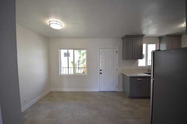 Building Photo - 4309 W Adams Blvd