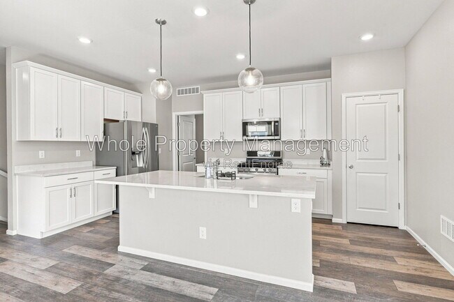 Foto del edificio - 21200 E 61st Ave
