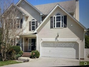 Building Photo - 8 Millpath Ln