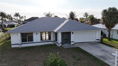 Building Photo - 5367 Coral Ave