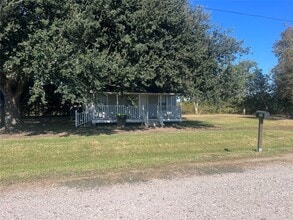 Building Photo - 515 Harrison Ln