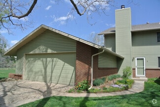 Building Photo - 1080 Fairway Ct