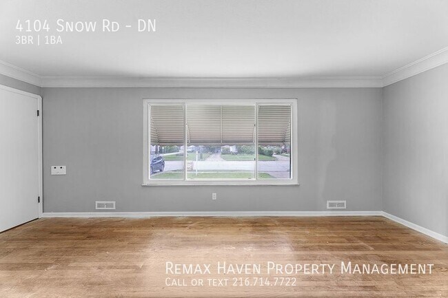 Building Photo - 4104 Snow Rd DN, Parma- Spacious 3 bedroom...