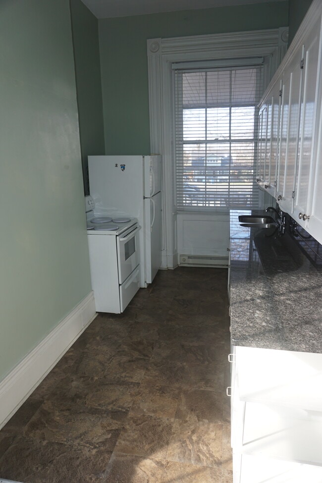 Kitchen - The Crows Nest