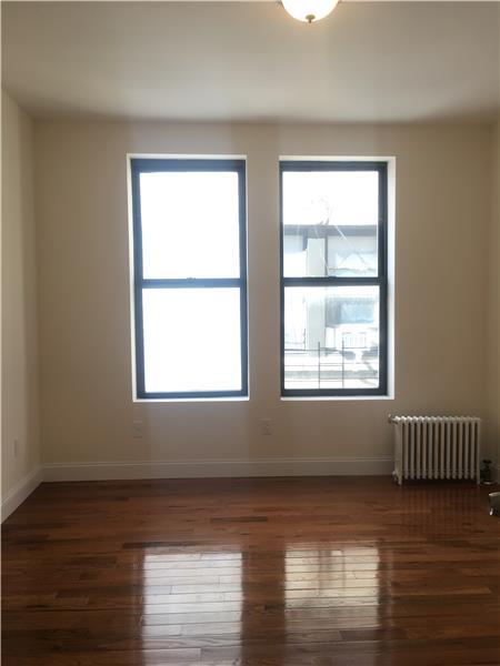Foto del edificio - 625 Riverside Dr