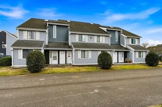 Building Photo - 3700 Golf Colony Ln