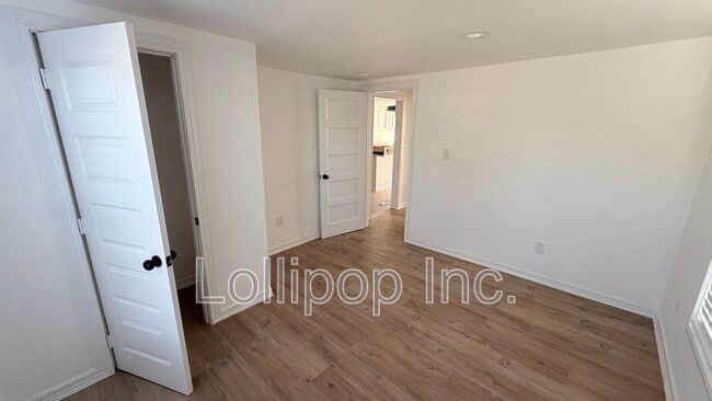 Photo - 2617 Sam Wilson St House