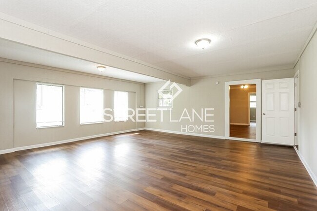 Foto del edificio - NOW OFFERING FIRST FULL MONTH FREE!