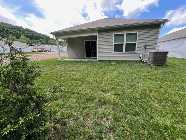 Foto del edificio - 336 Arrowhead Dr