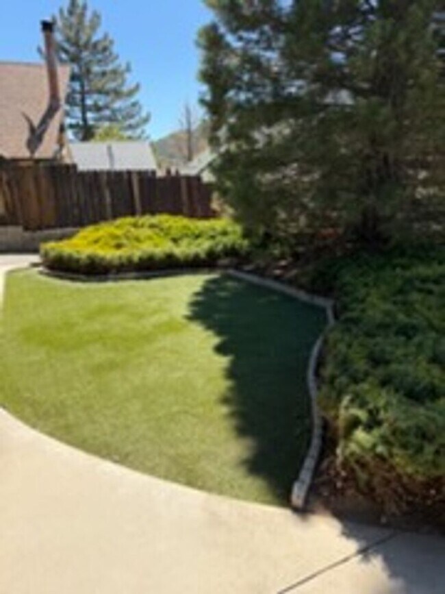Foto del edificio - Move-In Ready Mountain Retreat with Garage Near Frazier Park & Los Padres Forest
