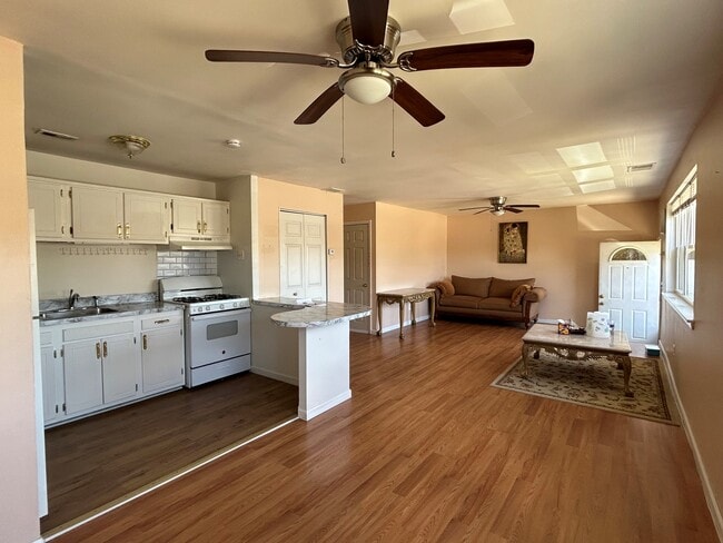 Building Photo - 3428 Morrell Ave