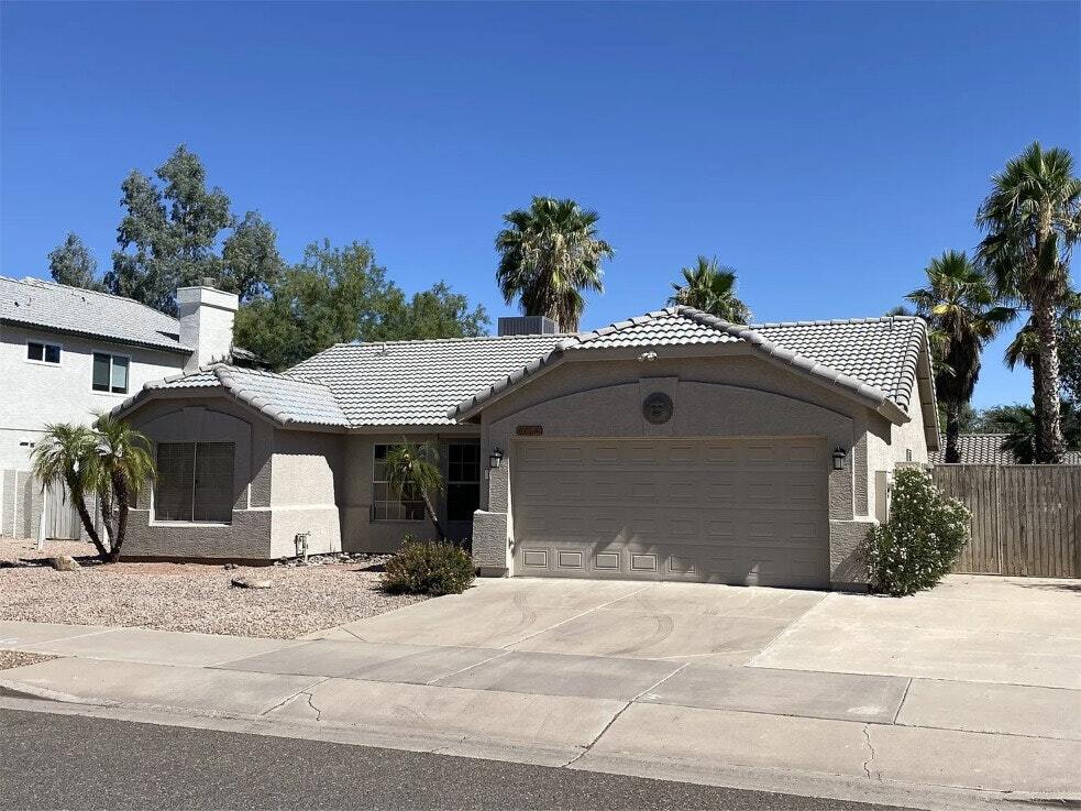 Foto principal - 1465 E Ironwood Dr