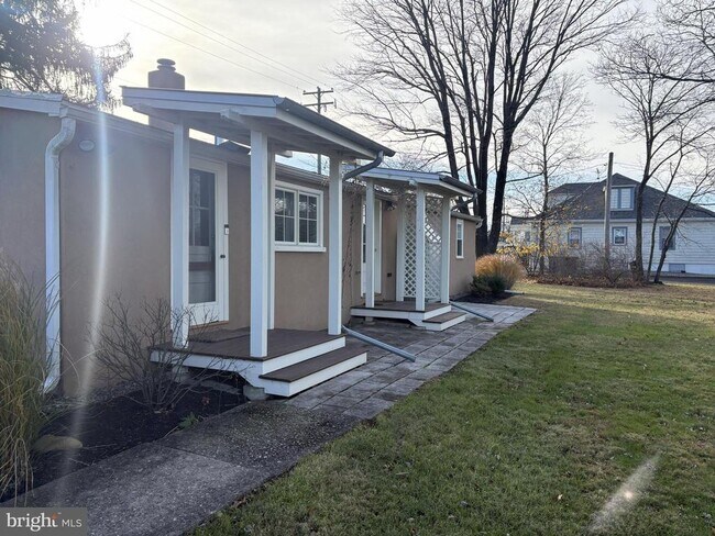 Foto del edificio - 3842 Old Easton Rd